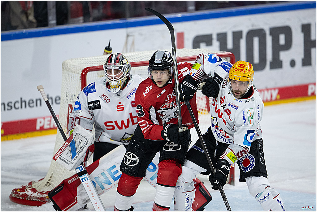 PENNY DEL 1 - Playoff Viertelfinale; Kölner Haie - Fischtown Pinguins Bremerhaven; Köln, 28.03.2025