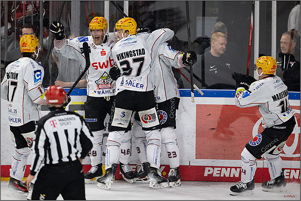 PENNY DEL 1 - Playoff Viertelfinale; Kölner Haie - Fischtown Pinguins Bremerhaven; Köln, 28.03.2025