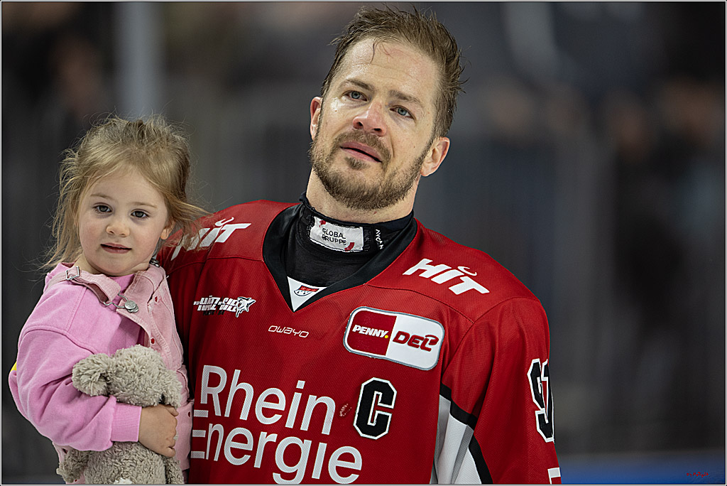 PENNY DEL 1 - Playoff Viertelfinale; Kölner Haie - Fischtown Pinguins Bremerhaven; Köln, 28.03.2025