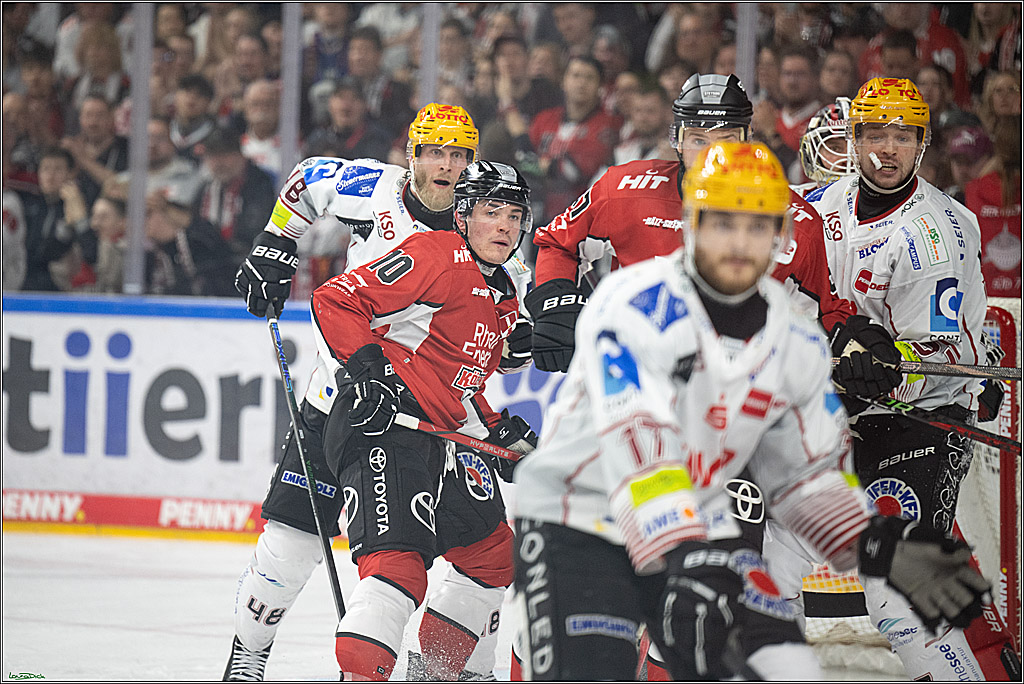 PENNY DEL; Koelner Haie- Fischtown Bremerhaven; Koeln, 28.03.2025