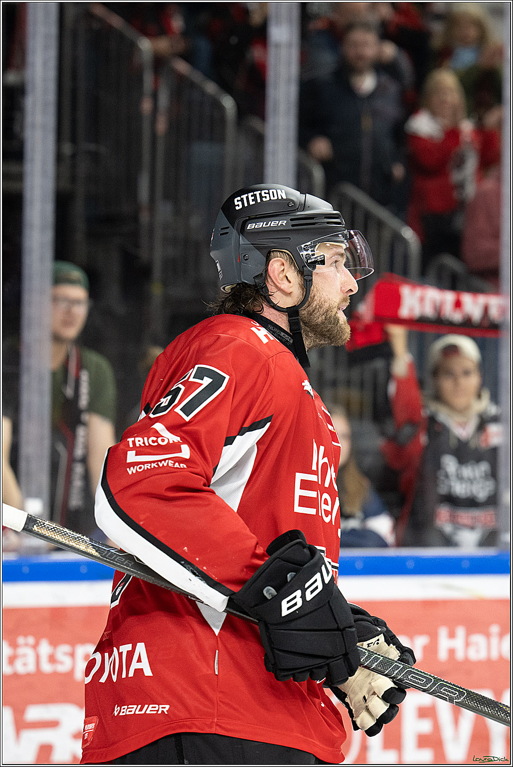 PENNY DEL; Koelner Haie- Fischtown Bremerhaven; Koeln, 28.03.2025