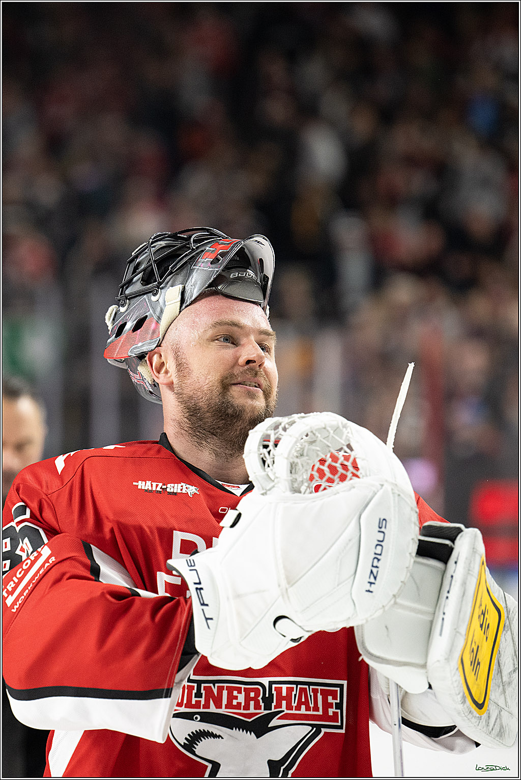 PENNY DEL; Koelner Haie- Fischtown Bremerhaven; Koeln, 28.03.2025