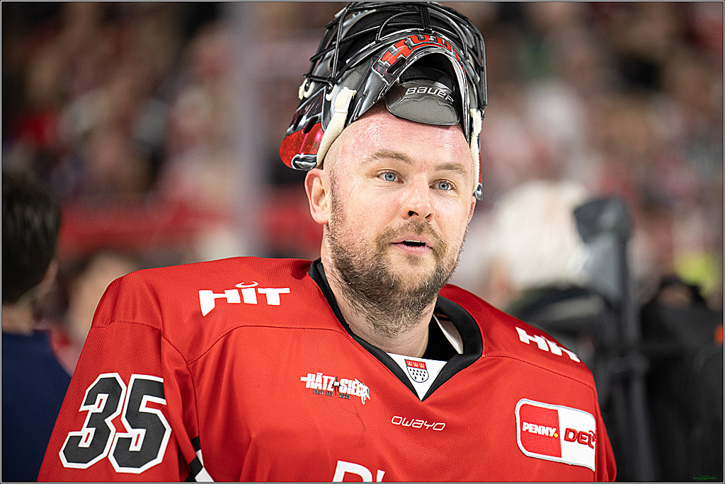 PENNY DEL; Koelner Haie- Fischtown Bremerhaven; Koeln, 28.03.2025