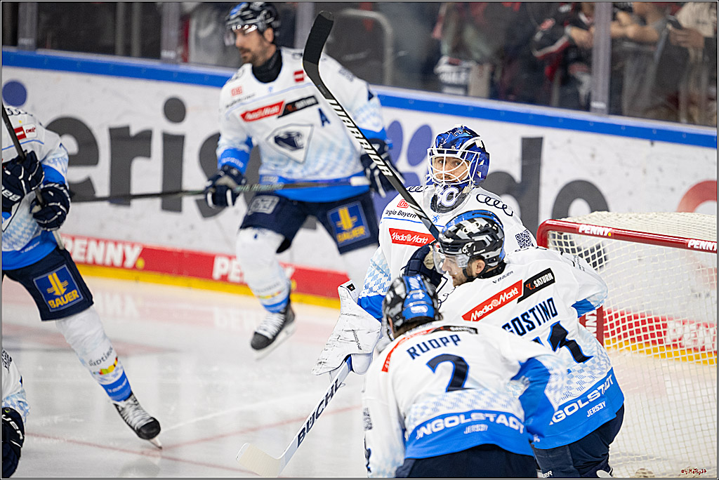 PENNY DEL 1 - Playoff Halbfinale; Kölner Haie - ERC Ingolstadt; Köln, 04.04.2025