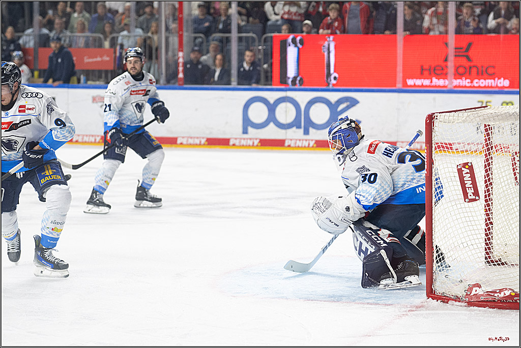 PENNY DEL 1 - Playoff Halbfinale; Kölner Haie - ERC Ingolstadt; Köln, 04.04.2025