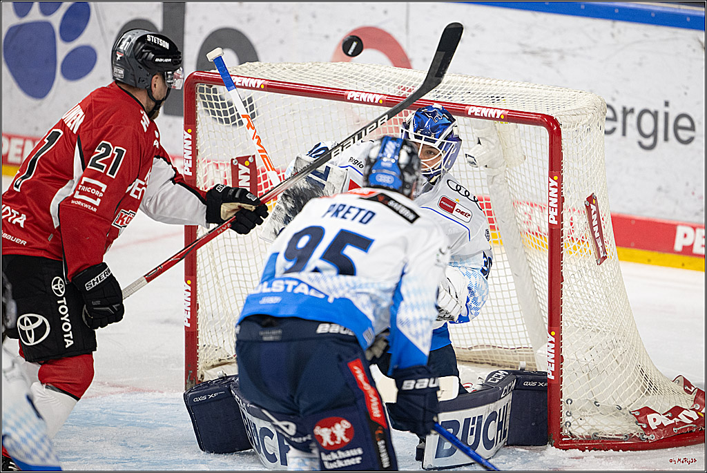 PENNY DEL 1 - Playoff Halbfinale; Kölner Haie - ERC Ingolstadt; Köln, 09.04.2025