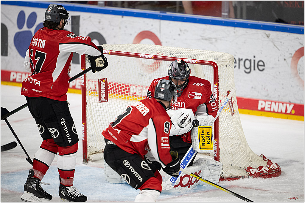 PENNY DEL 1 - Playoff Halbfinale; Kölner Haie - ERC Ingolstadt; Köln, 09.04.2025
