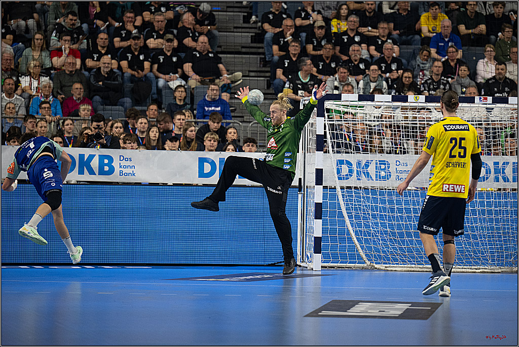 DHB-Pokal Lidl-F4  Spiel um 3. Platz - Rhein-Neckar Löwen - HBW Balingen-Weilstetten; Köln, 13.04.2025