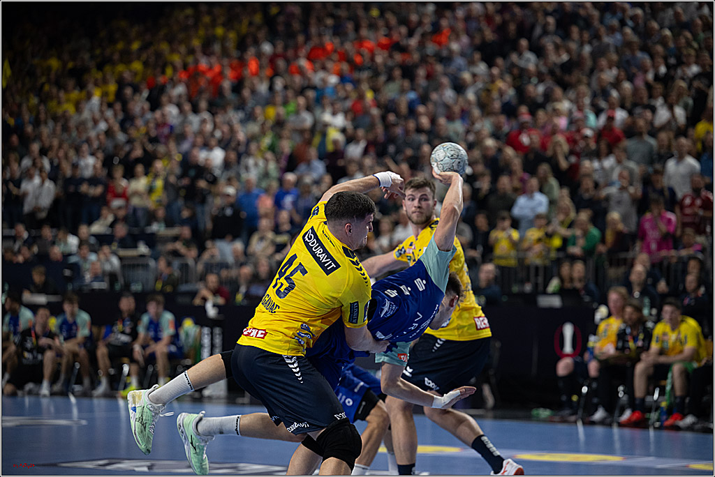 DHB-Pokal Lidl-F4  Spiel um 3. Platz - Rhein-Neckar Löwen - HBW Balingen-Weilstetten; Köln, 13.04.2025