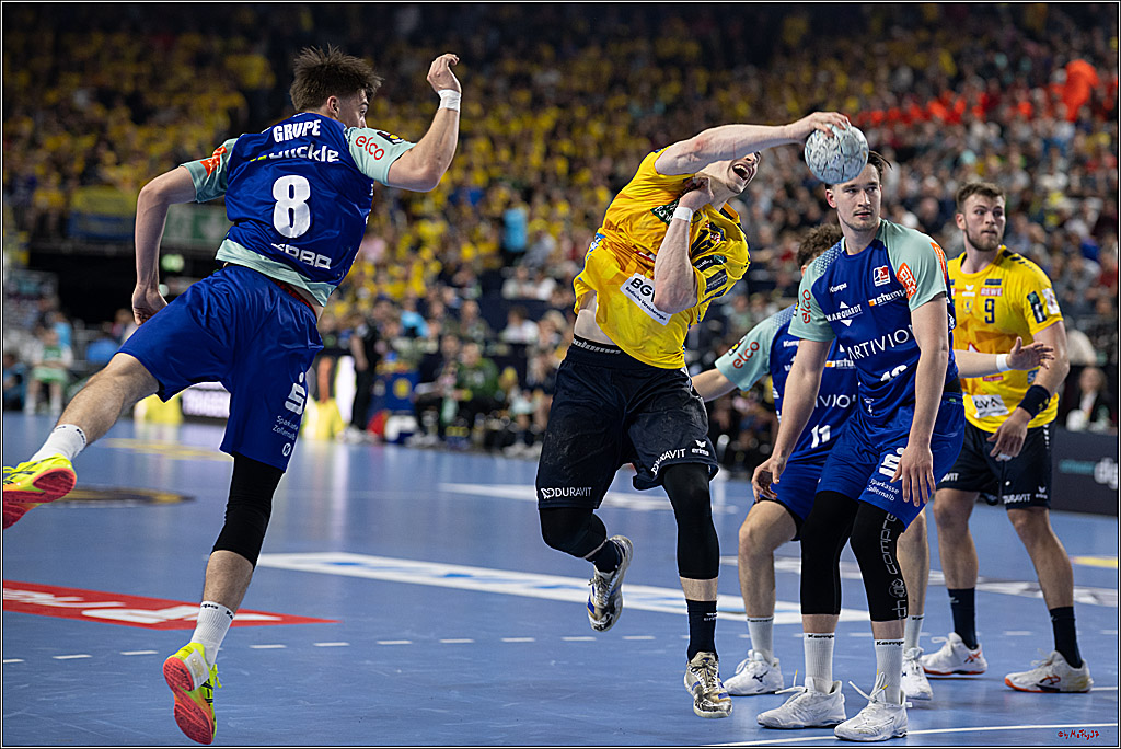 DHB-Pokal Lidl-F4  Spiel um 3. Platz - Rhein-Neckar Löwen - HBW Balingen-Weilstetten; Köln, 13.04.2025