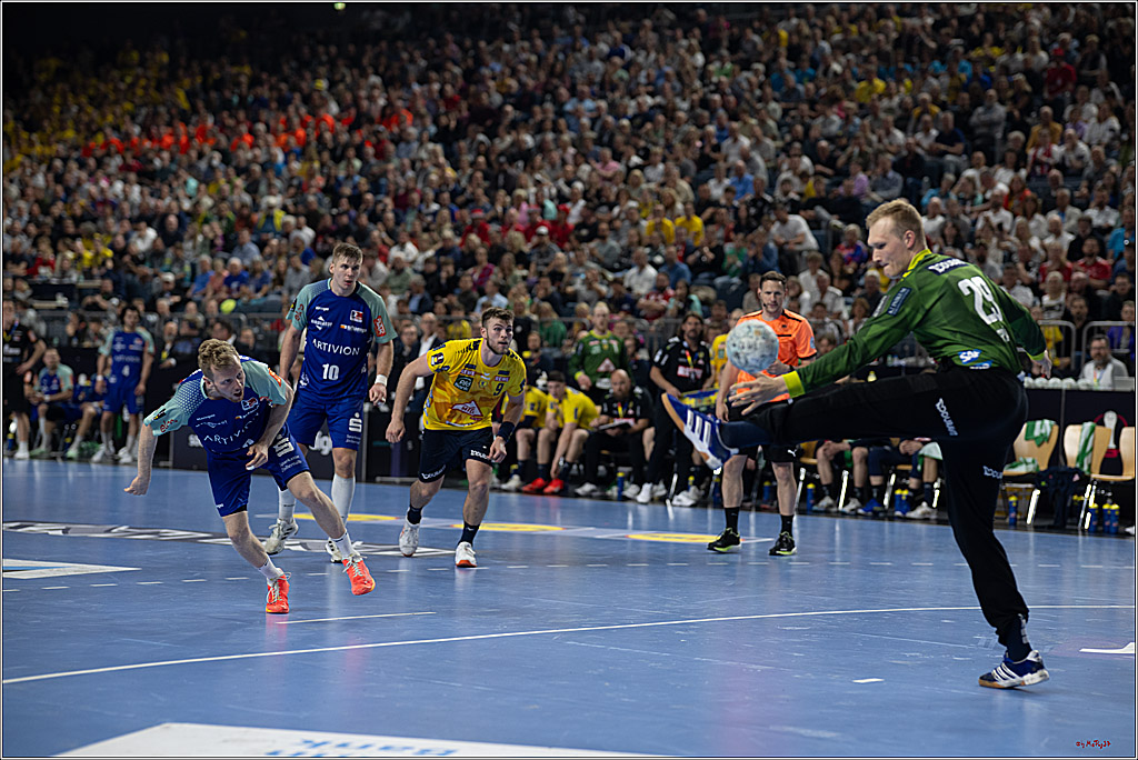 DHB-Pokal Lidl-F4  Spiel um 3. Platz - Rhein-Neckar Löwen - HBW Balingen-Weilstetten; Köln, 13.04.2025