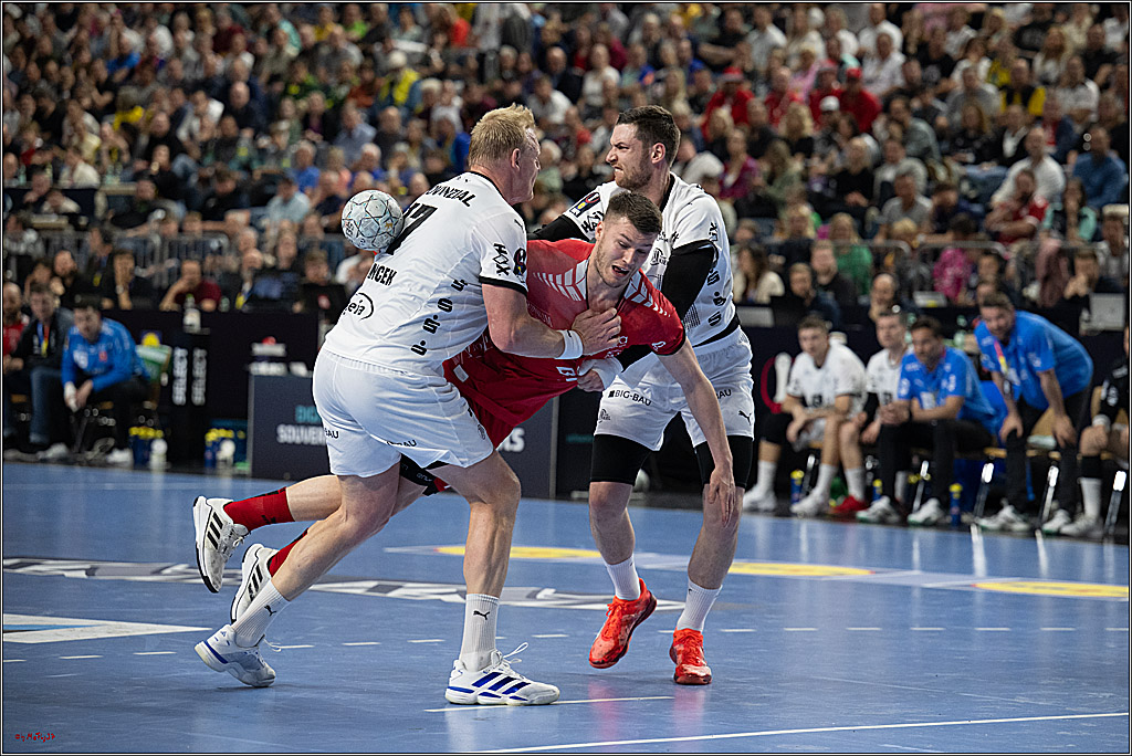 DHB-Pokal Lidl-F4  Finale - THW Kiel - MT Melsungen; Köln, 13.04.2025