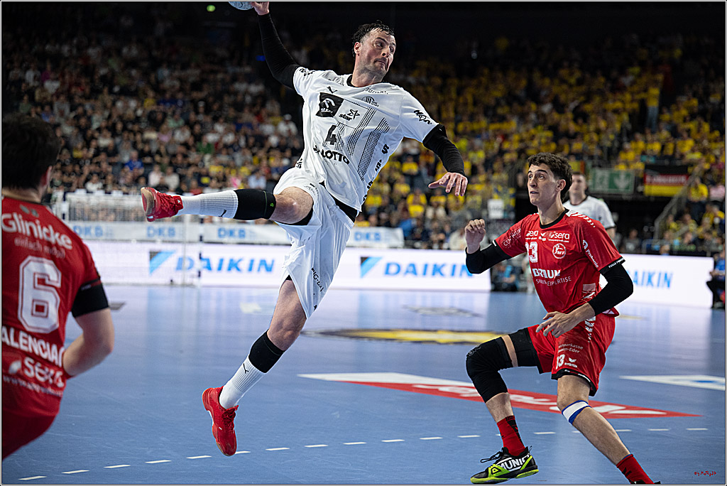 DHB-Pokal Lidl-F4  Finale - THW Kiel - MT Melsungen; Köln, 13.04.2025