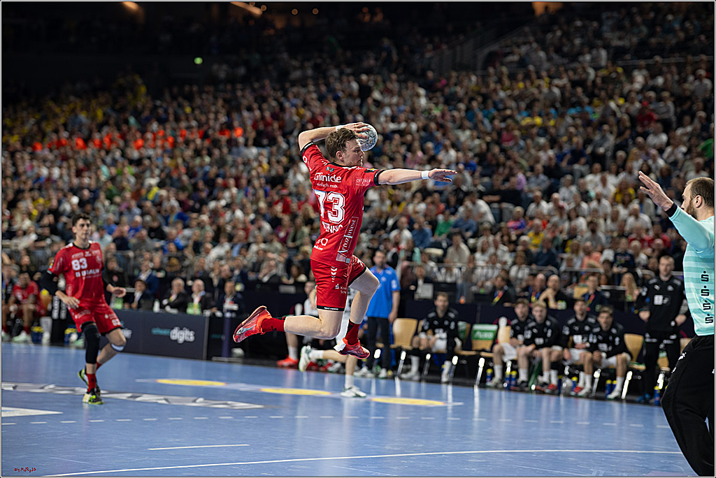 DHB-Pokal Lidl-F4  Finale - THW Kiel - MT Melsungen; Köln, 13.04.2025