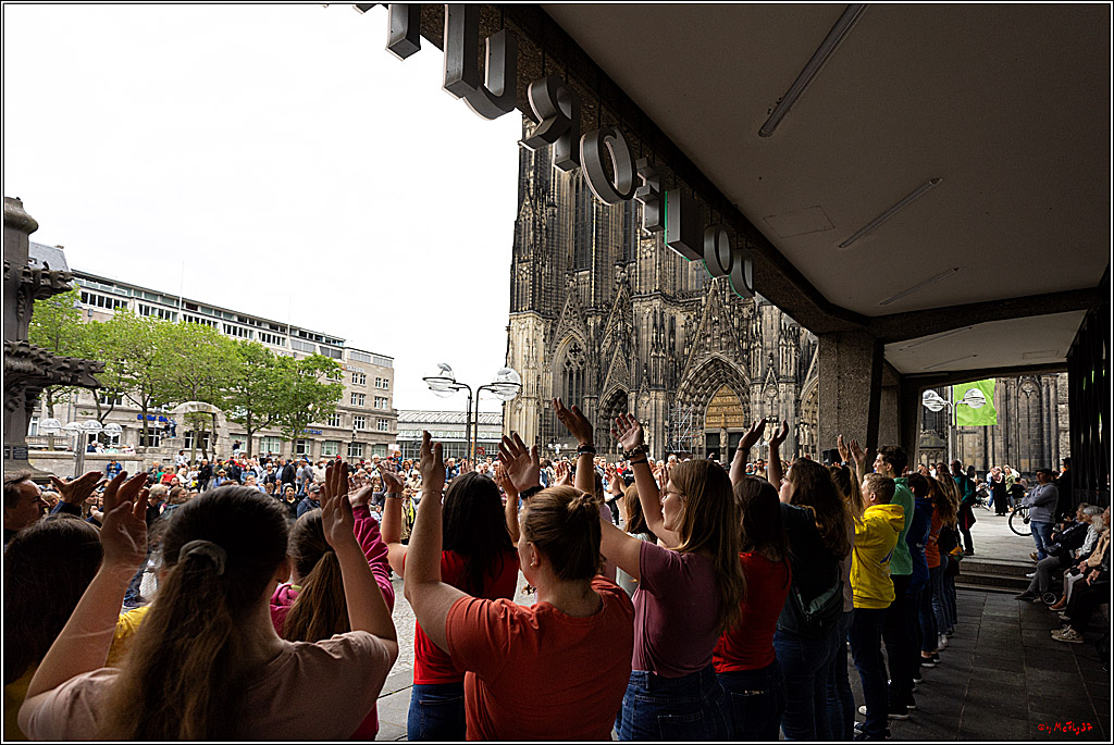 Open-Air-Benefizsingen am Kölner Dom, 10.07.2022