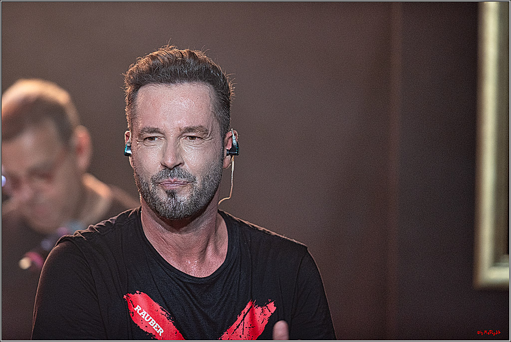 Raeuber in Groove Bar; Koeln, 08.09.2023