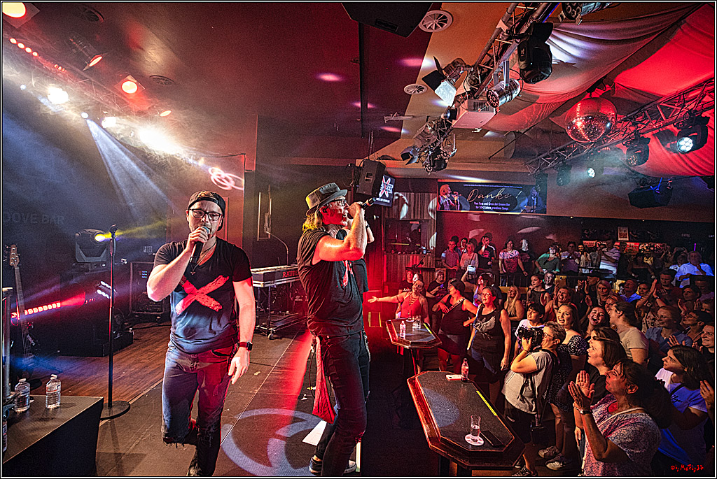 Raeuber in Groove Bar; Koeln, 08.09.2023