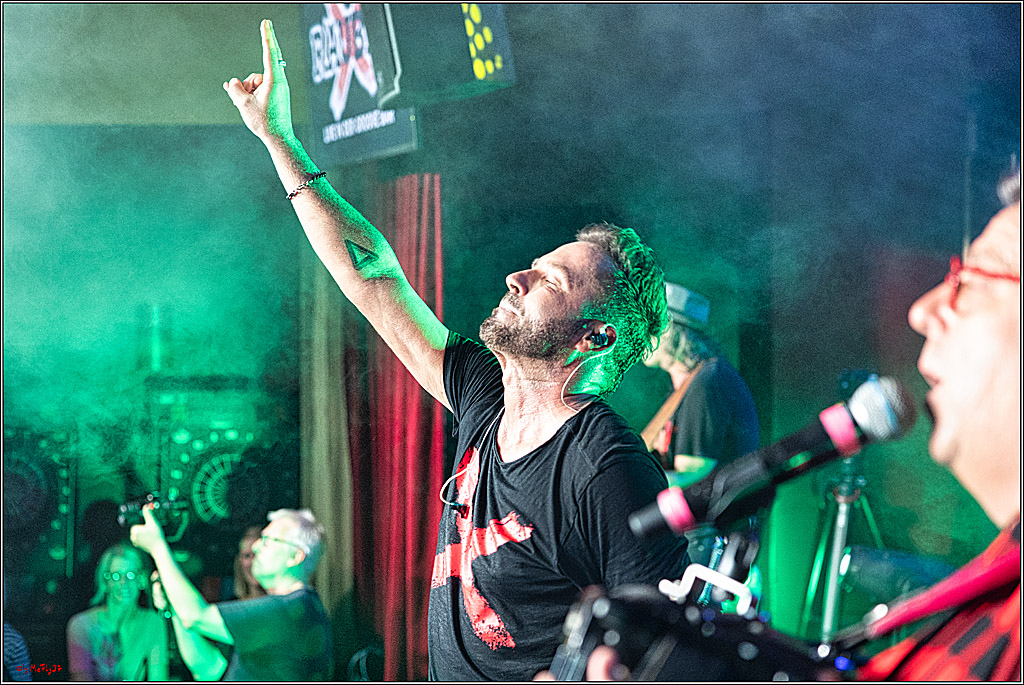 Raeuber in Groove Bar; Koeln, 08.09.2023