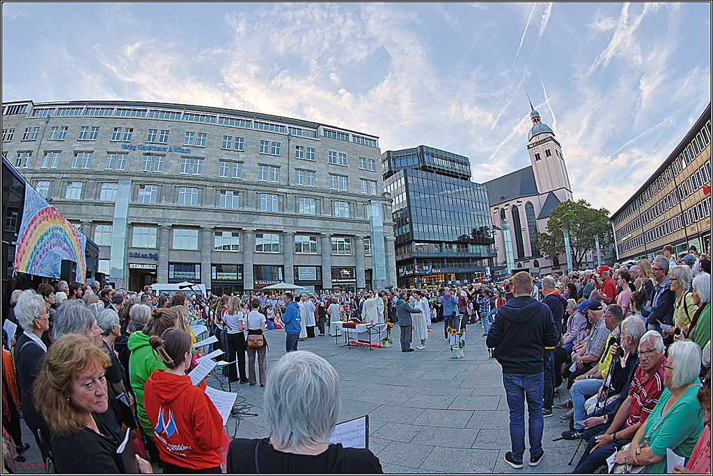 Segnungsgottesdienst (fuer queere Paare) am Koelner Dom - Jugendchor St. Stephan; Koeln, 20.09.2023