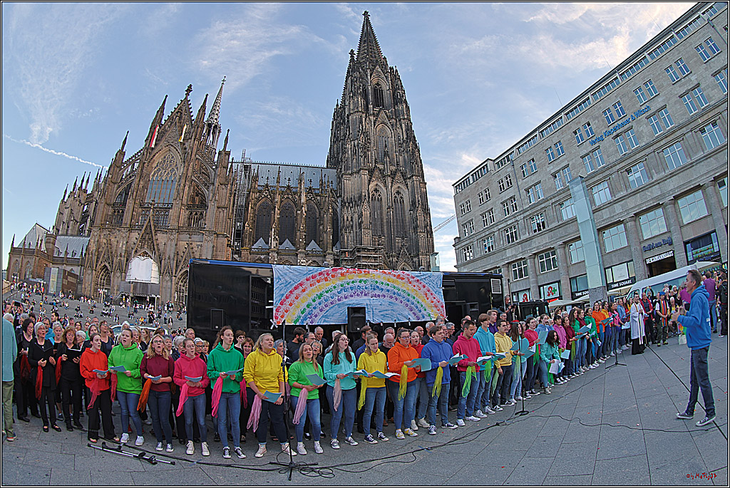 Segnungsgottesdienst (fuer queere Paare) am Koelner Dom - Jugendchor St. Stephan; Koeln, 20.09.2023