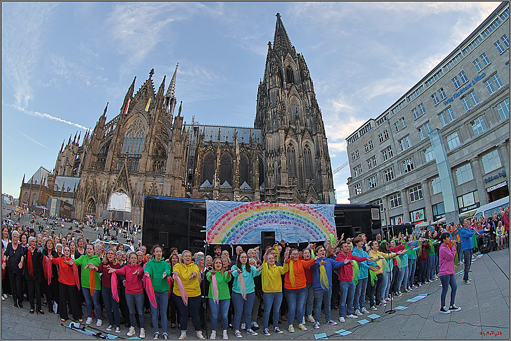 Segnungsgottesdienst (fuer queere Paare) am Koelner Dom - Jugendchor St. Stephan; Koeln, 20.09.2023