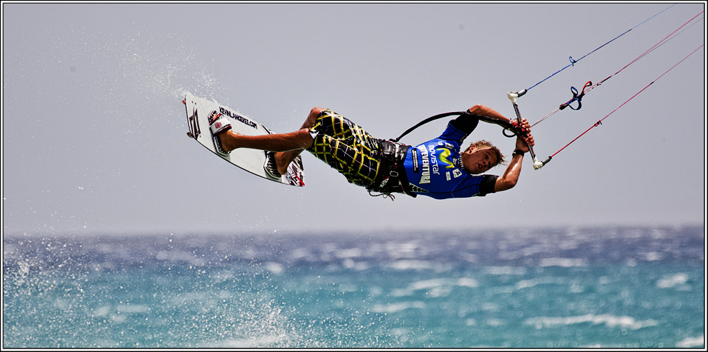 Kite 4103