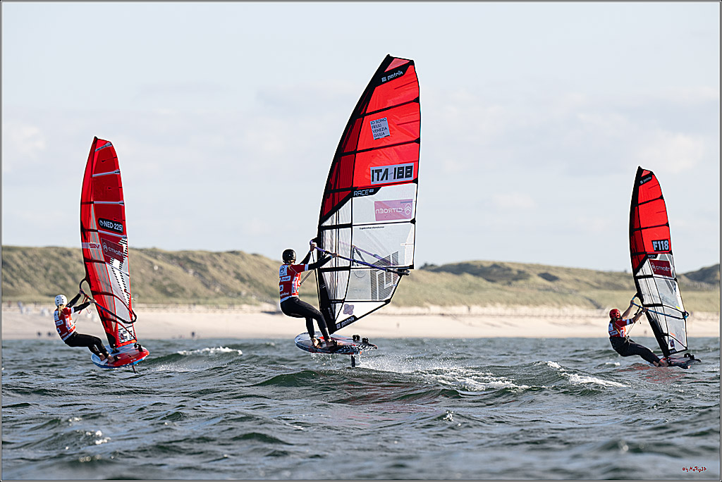 PWA 2024 - Slalom Foil - Man and Woman; Sylt, 02.10.2024