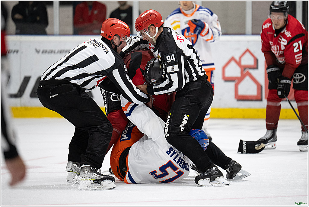 PENNY DEL; Testspiel Koelner Haie - Tappara Tempere; Koeln, 14.08.2025