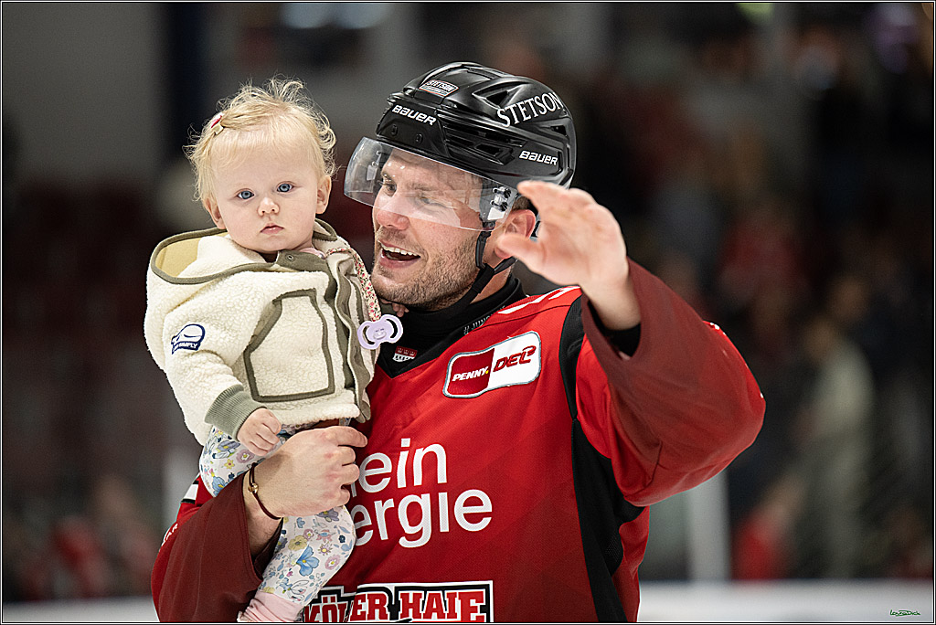 PENNY DEL 1; Testspiel 2 Koelner Haie - Tappara Tampere; Koeln, 16.08.2025