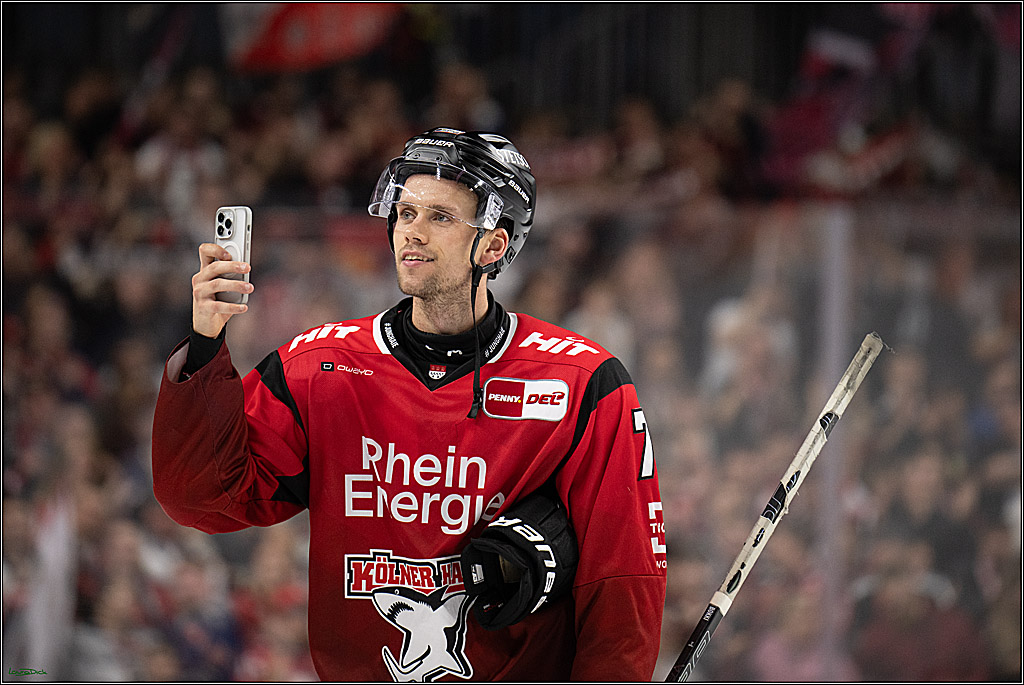 PENNY DEL 1; Koelner Haie - Fischtown Bremerhaven; Koeln, 02.10.2025