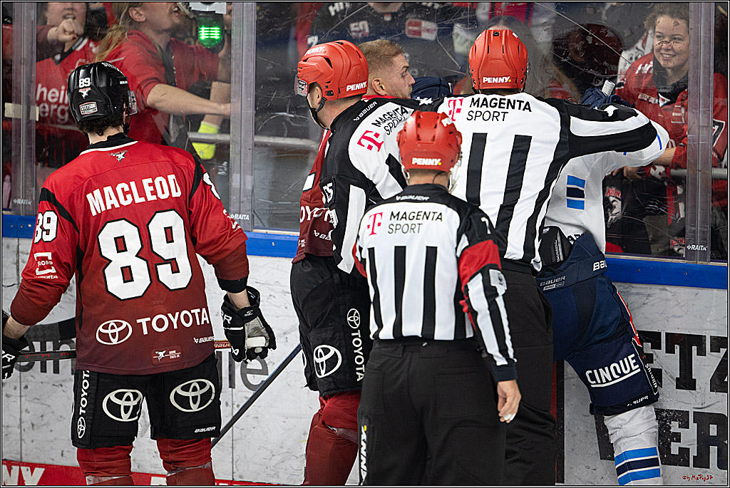 PENNY DEL 1; Kölner Haie - ERC Ingolstadt; Köln, 10.10.2025