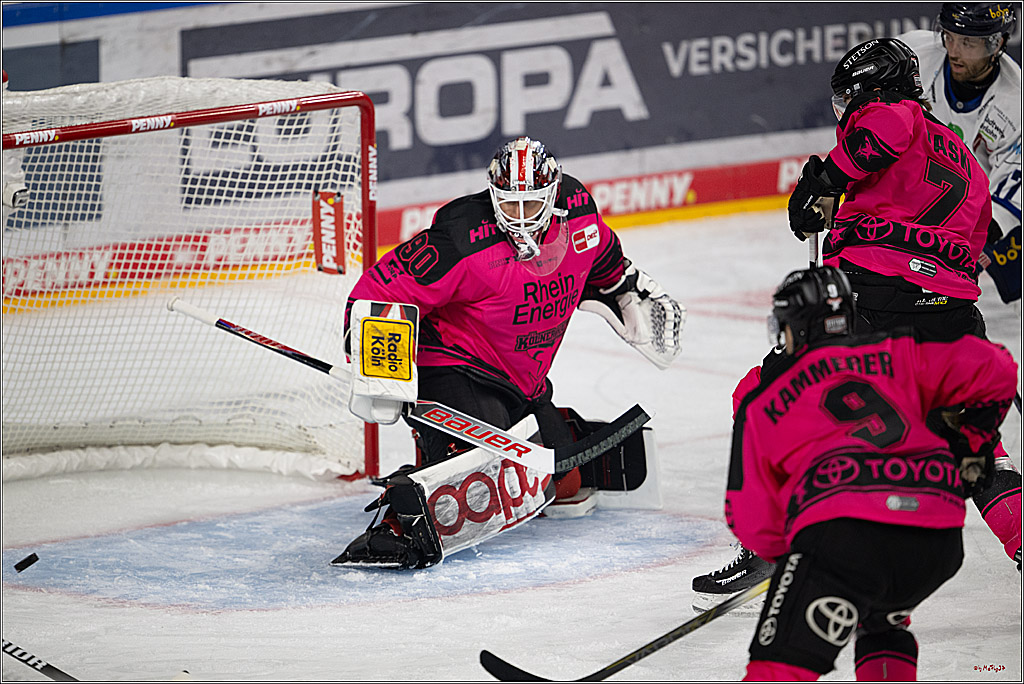 PENNY DEL 1; Kölner Haie - Iserlohn Roosters; Köln, 12.10.2025