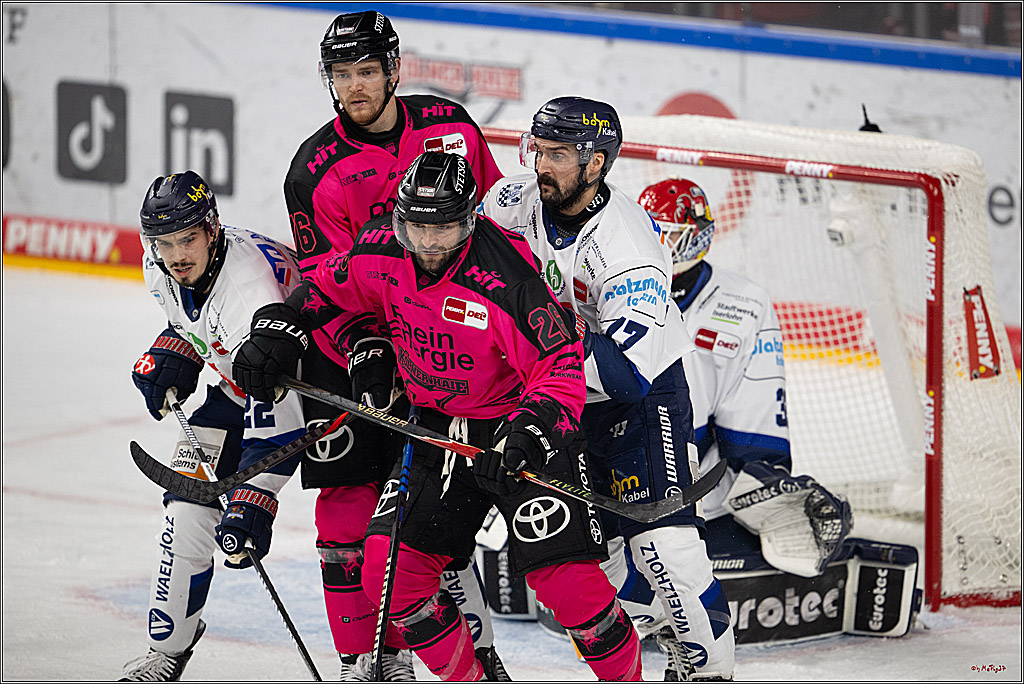 PENNY DEL 1; Kölner Haie - Iserlohn Roosters; Köln, 12.10.2025