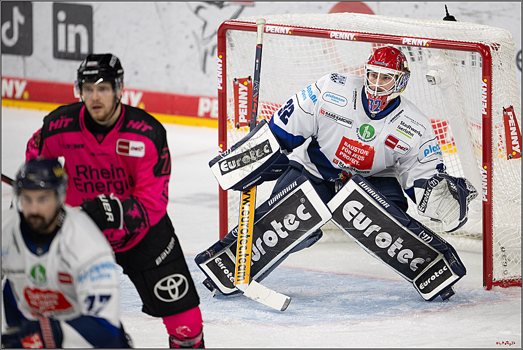 PENNY DEL 1; Kölner Haie - Iserlohn Roosters; Köln, 12.10.2025