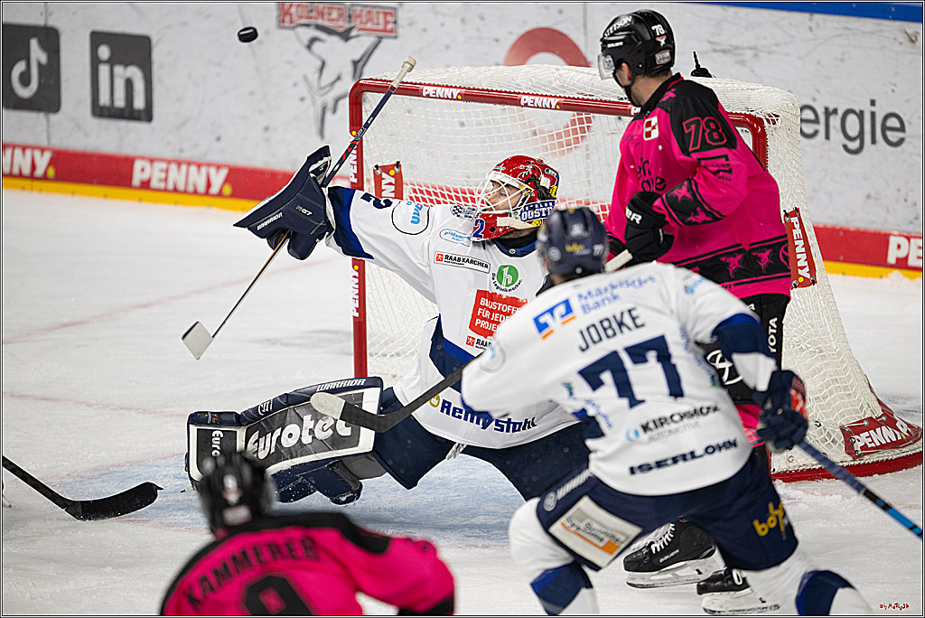 PENNY DEL 1; Kölner Haie - Iserlohn Roosters; Köln, 12.10.2025
