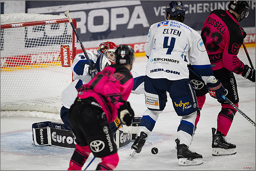 PENNY DEL 1; Kölner Haie - Iserlohn Roosters; Köln, 12.10.2025