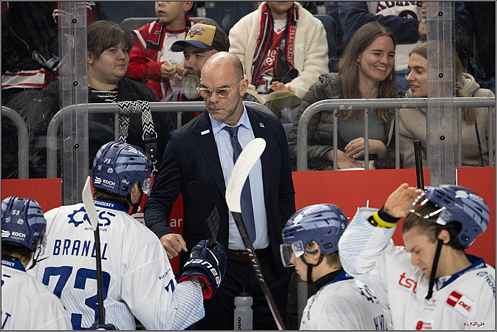 PENNY DEL 1; Kölner Haie - Straubing Tigers; Köln, 19.10.2025