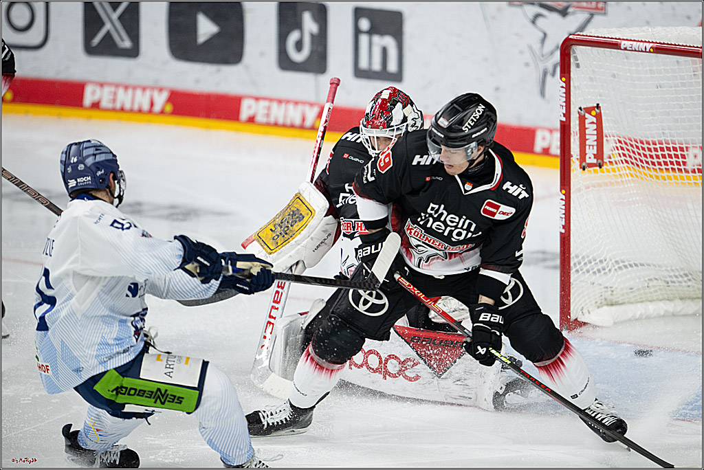 PENNY DEL 1; Kölner Haie - Straubing Tigers; Köln, 19.10.2025