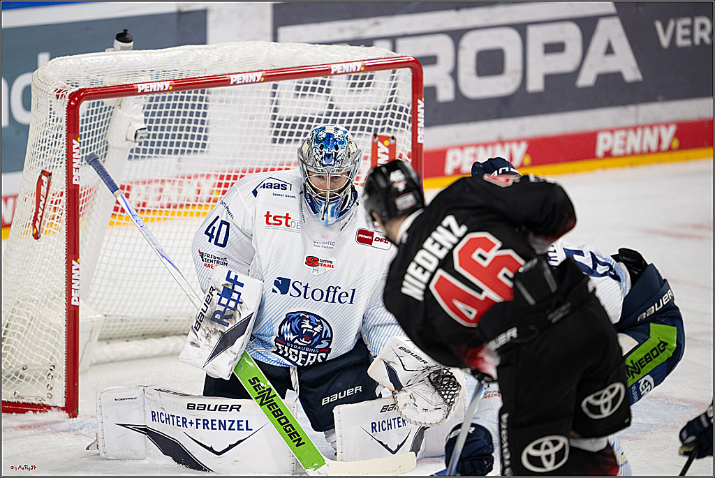 PENNY DEL 1; Kölner Haie - Straubing Tigers; Köln, 19.10.2025