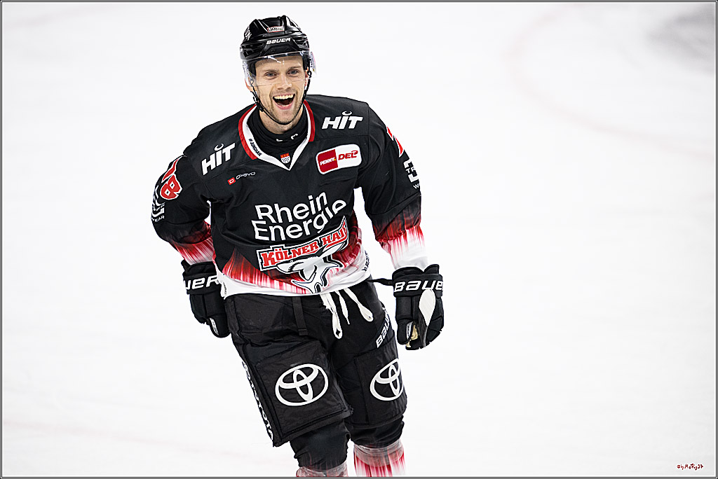 PENNY DEL 1; Kölner Haie - Straubing Tigers; Köln, 19.10.2025