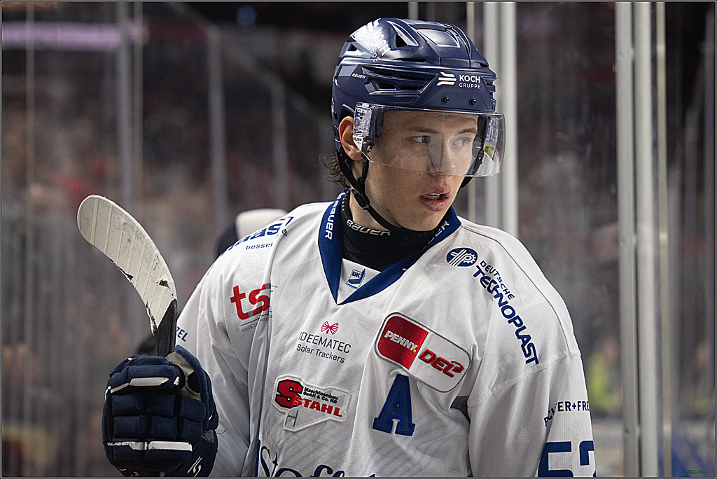 PENNY DEL 1; Koelner Haie - Straubing Tigers; Koeln, 19.10.2025