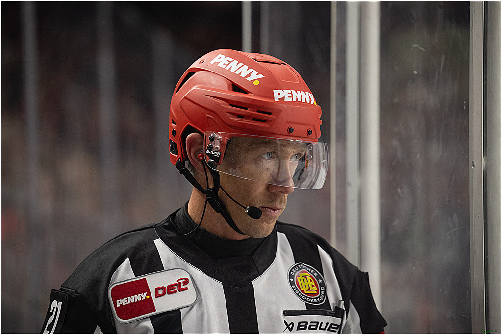 PENNY DEL 1; Koelner Haie - Straubing Tigers; Koeln, 19.10.2025