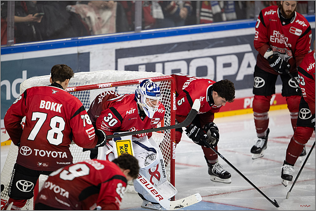 PENNY DEL 1; Kölner Haie - Löwen Frankfurt; Köln, 26.10.2025