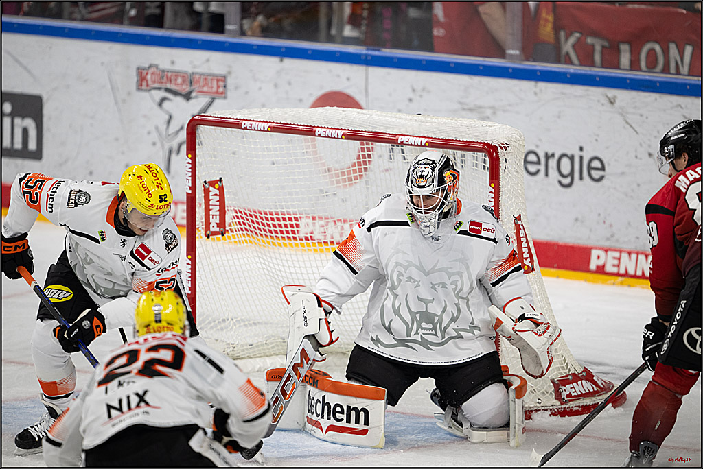 PENNY DEL 1; Kölner Haie - Löwen Frankfurt; Köln, 26.10.2025