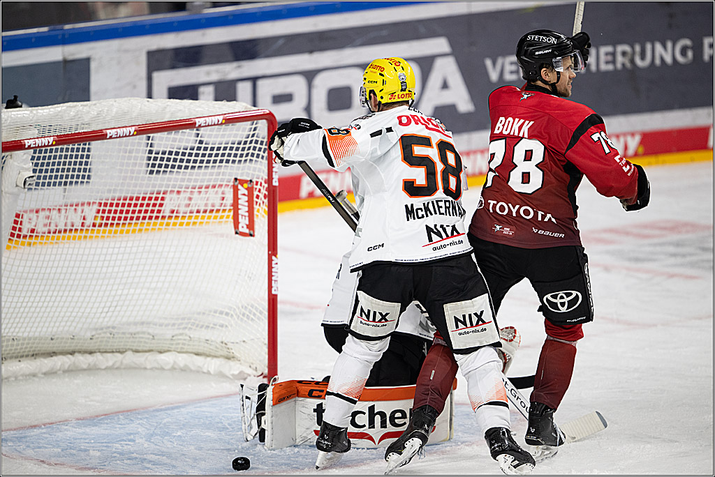 PENNY DEL 1; Kölner Haie - Löwen Frankfurt; Köln, 26.10.2025