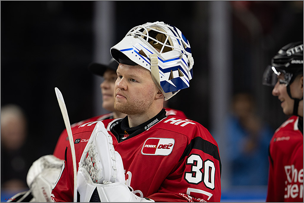 PENNY DEL 1; Kölner Haie - Löwen Frankfurt; Köln, 26.10.2025