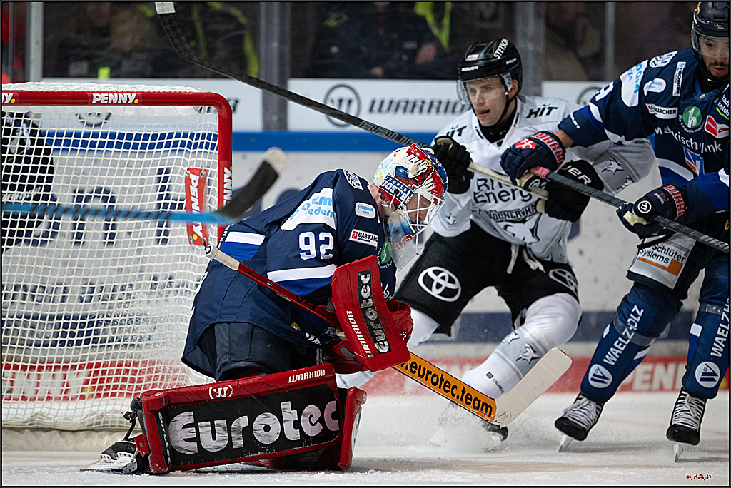 PENNY DEL 1; Iserlohn Roosters - Kölner Haie; Iserlohn, 28.10.2025