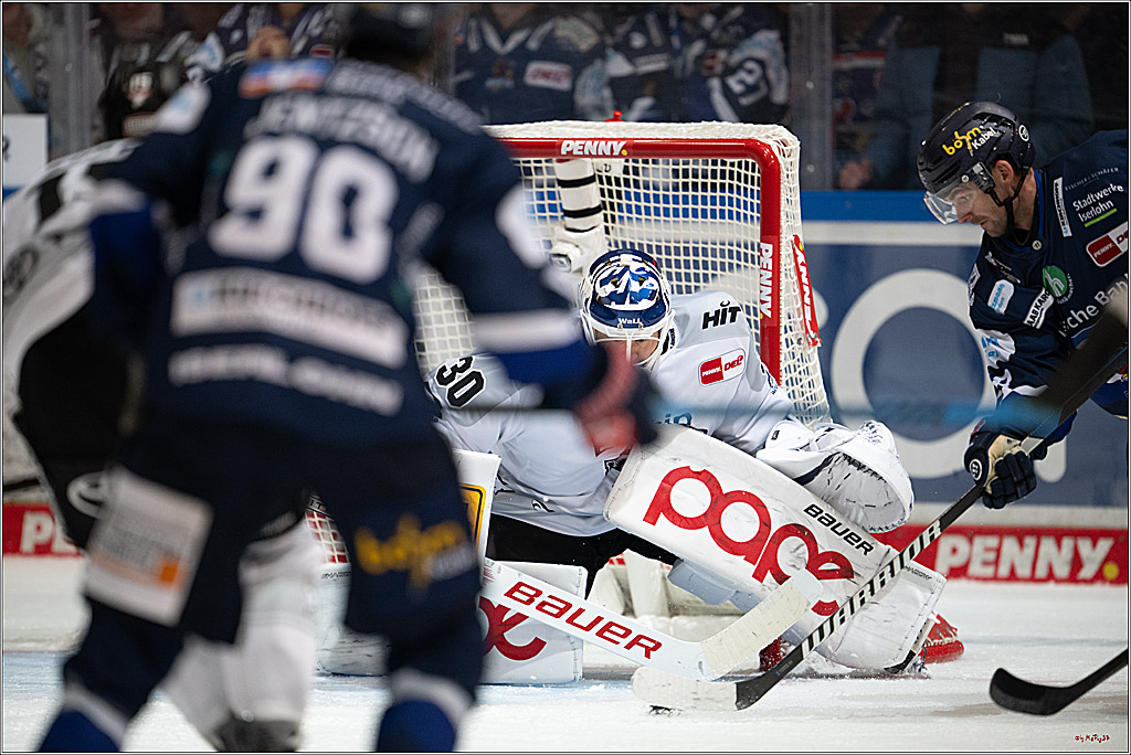 PENNY DEL 1; Iserlohn Roosters - Kölner Haie; Iserlohn, 28.10.2025