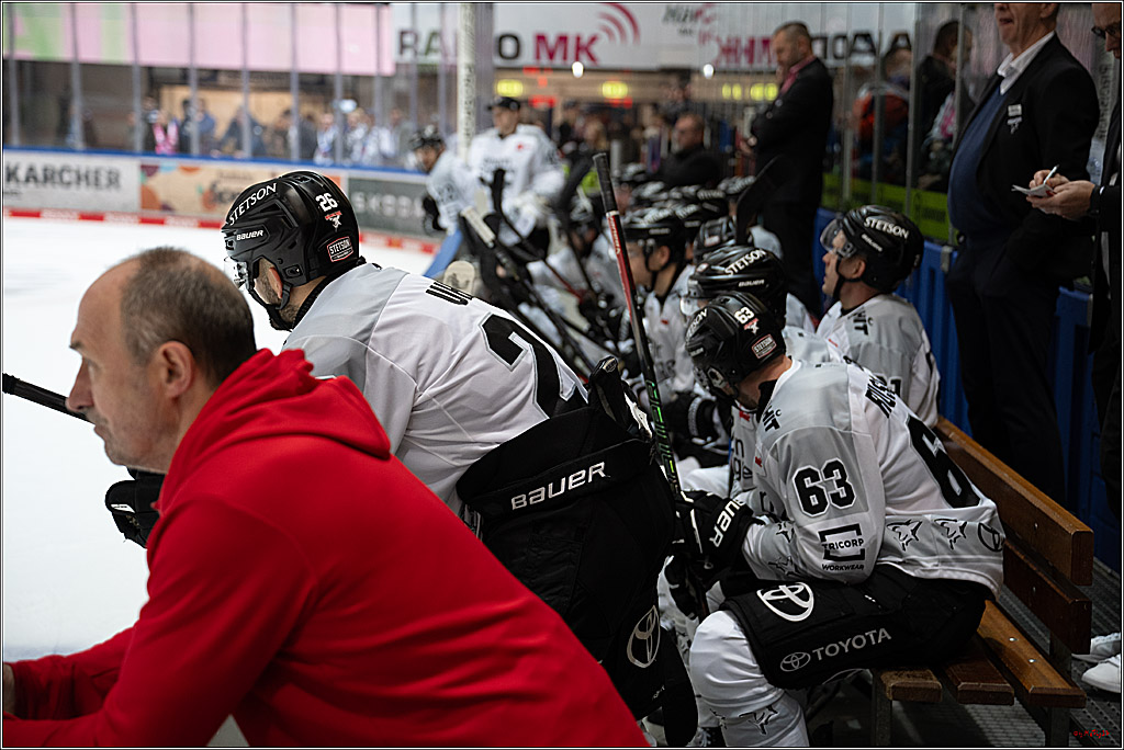 PENNY DEL 1; Iserlohn Roosters - Kölner Haie; Iserlohn, 28.10.2025