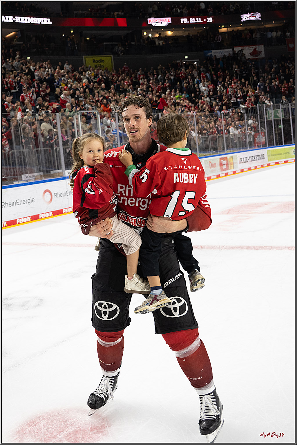 PENNY DEL 1; Kölner Haie - Dresdner Eislöwen; Köln, 16.11.2025